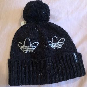 NWT adidas beanie